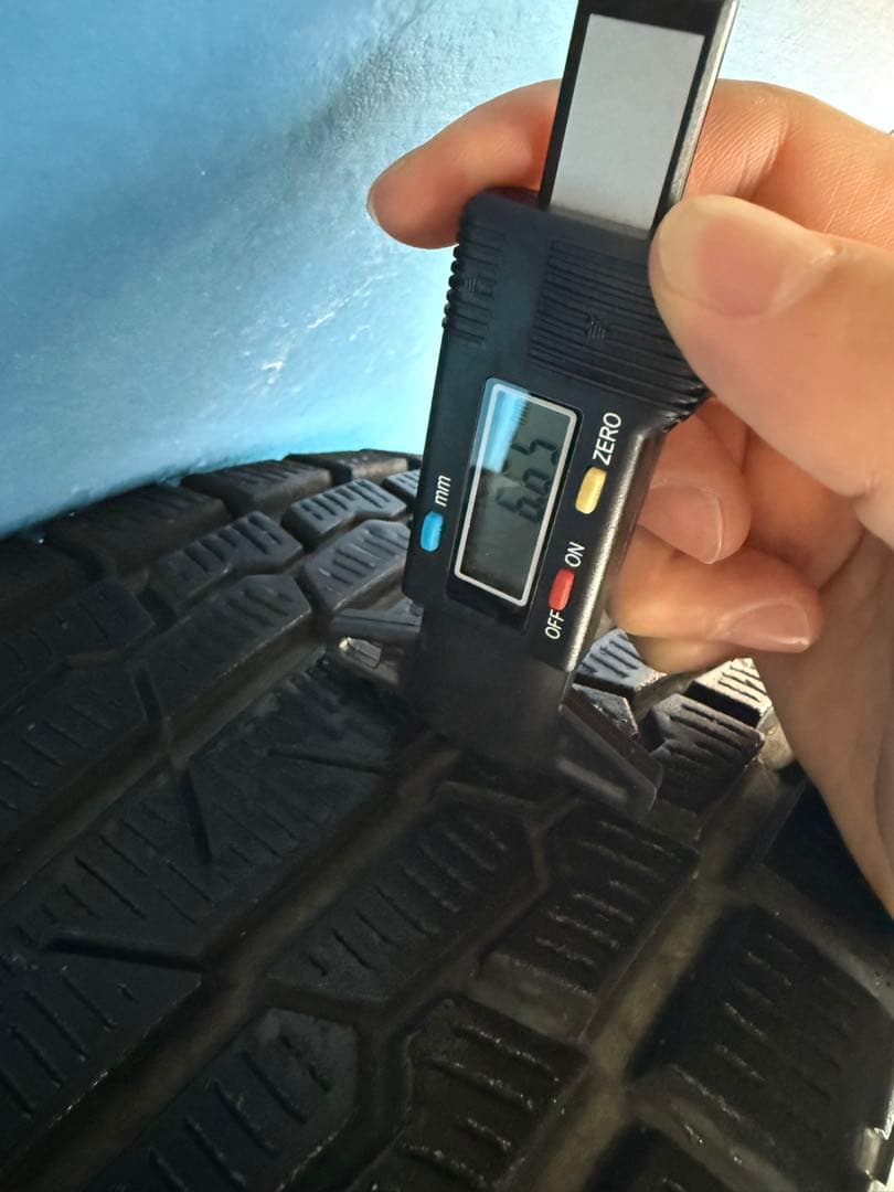 スタッドレスタイヤ ice GUARD G075 215/70R16