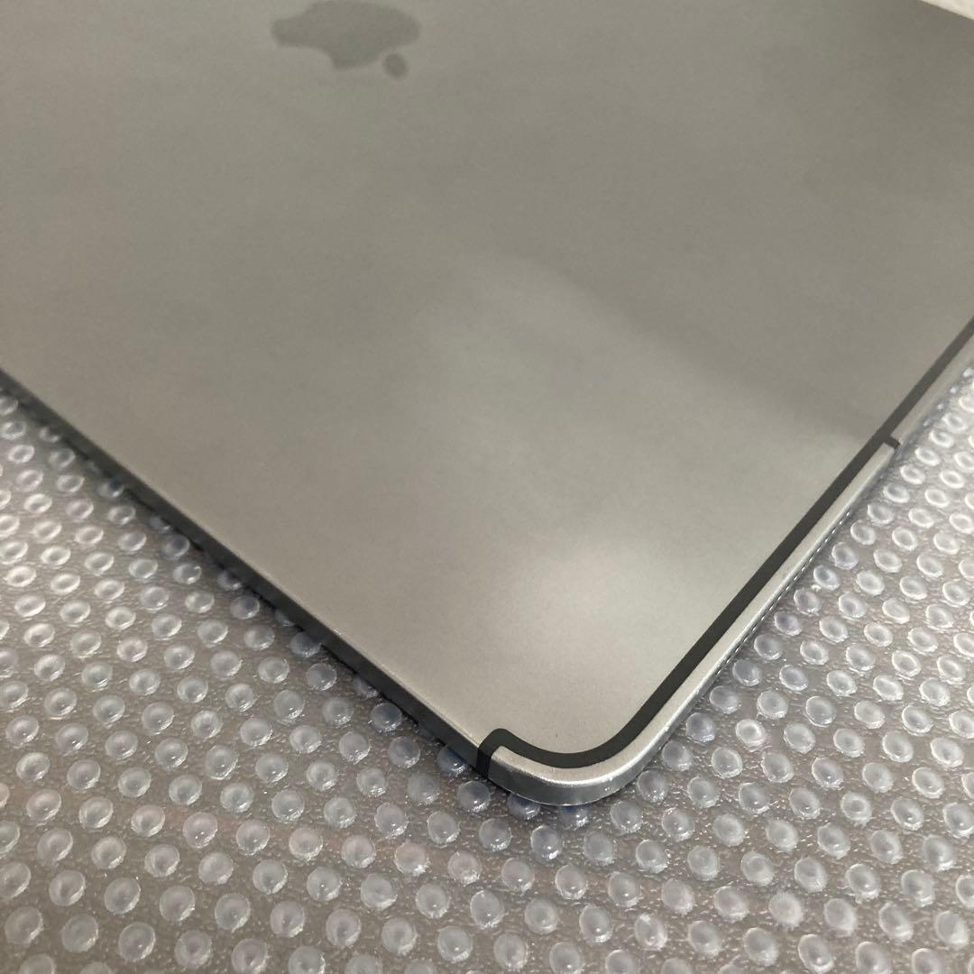 2497 電池新品☆iPadPro3第3世代256GB12.9インチSIMフリー