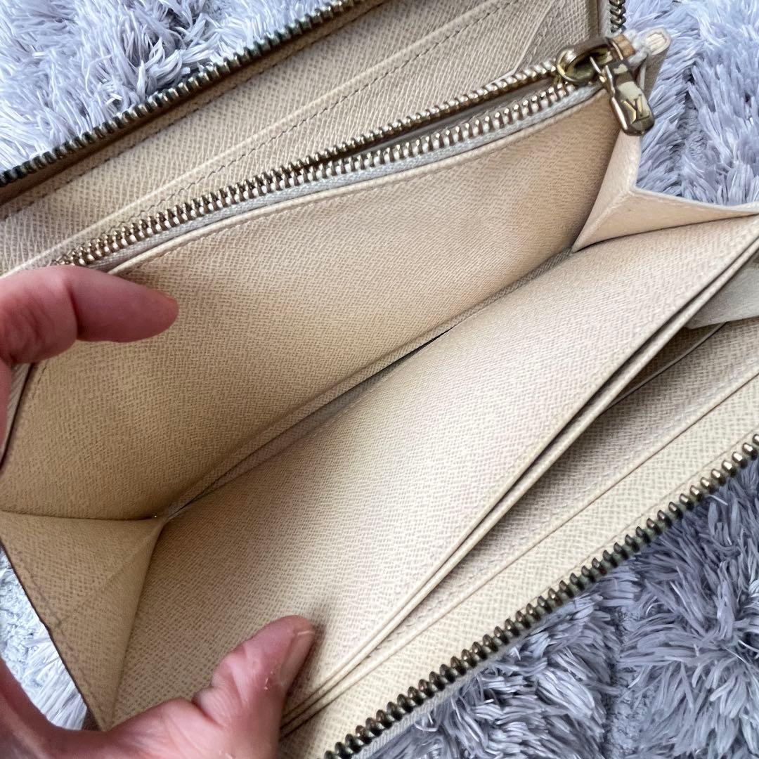 ルイヴィトン　ダミエアズール　ジッピーウォレット　長財布　ホワイト