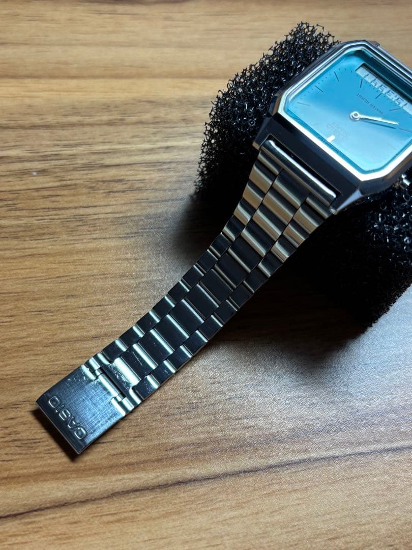 チープカシオ AQ-230 ティファニーブルー