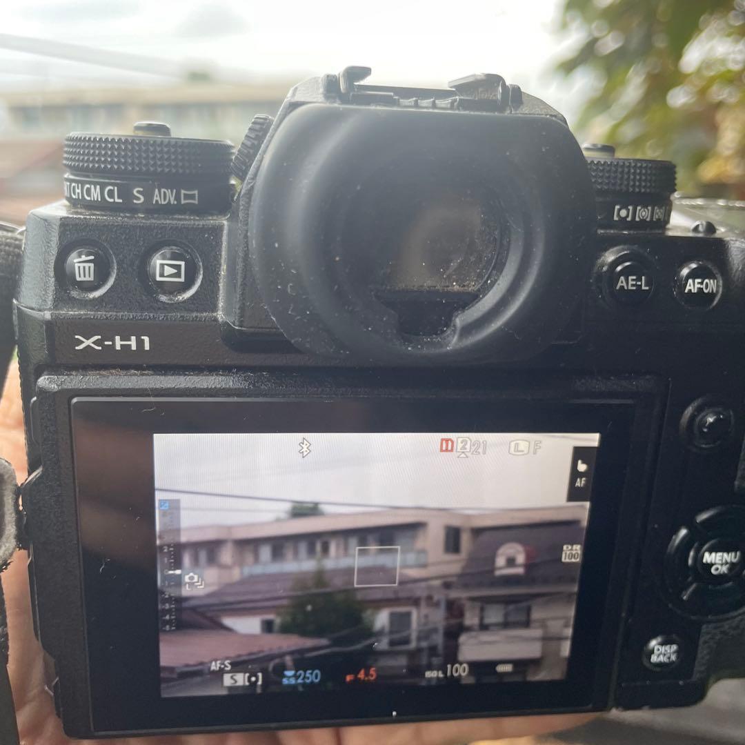 【ジャンク品】FUJIFILM X-H1 レンズフジノン50-230mmズーム付