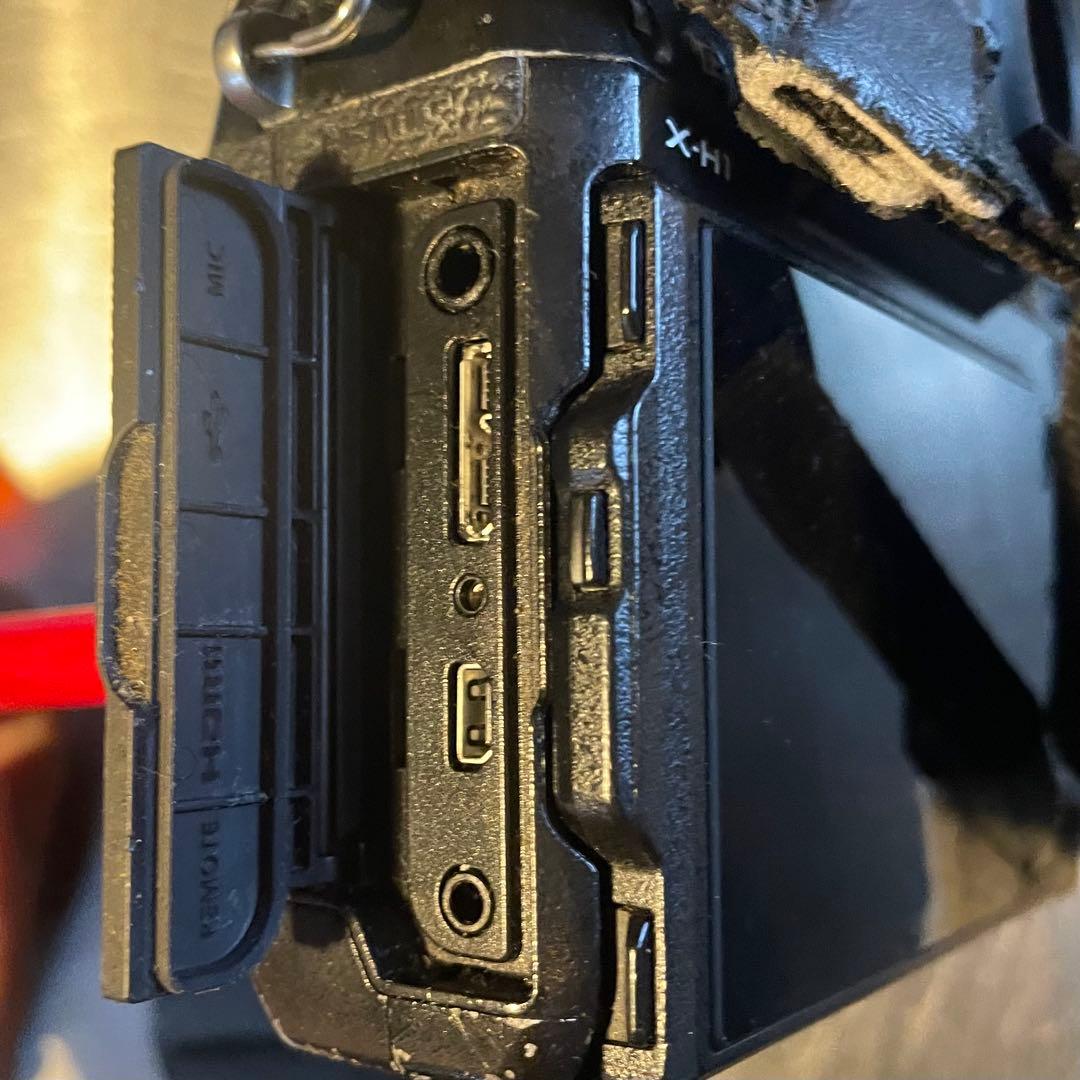 【ジャンク品】FUJIFILM X-H1 レンズフジノン50-230mmズーム付