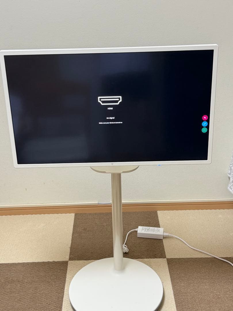 KTC MegPad 32型 4K UHD 移動式スマートタッチモニター