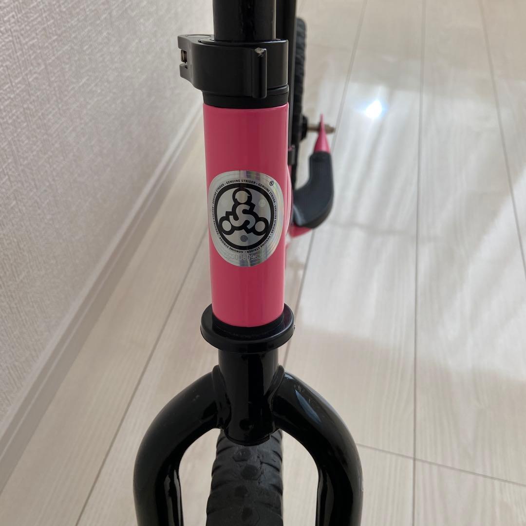 ✨美品✨ストライダー 12/スポーツ/ピンク/キッズ/キックバイク/自転車
