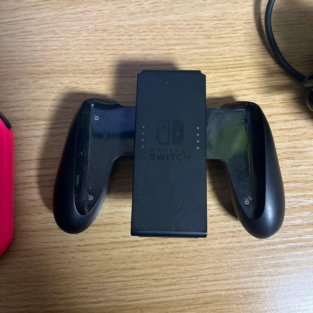 NintendoSwitch 本体 + Joy-Conグリップ + 電源アダプタ