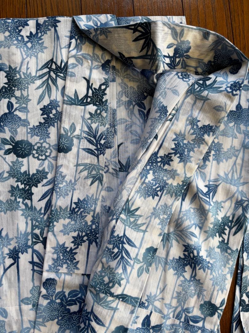 着物ユーザー必見‼️ 美品‼️綿麻浴衣　お誂え　白×藍色