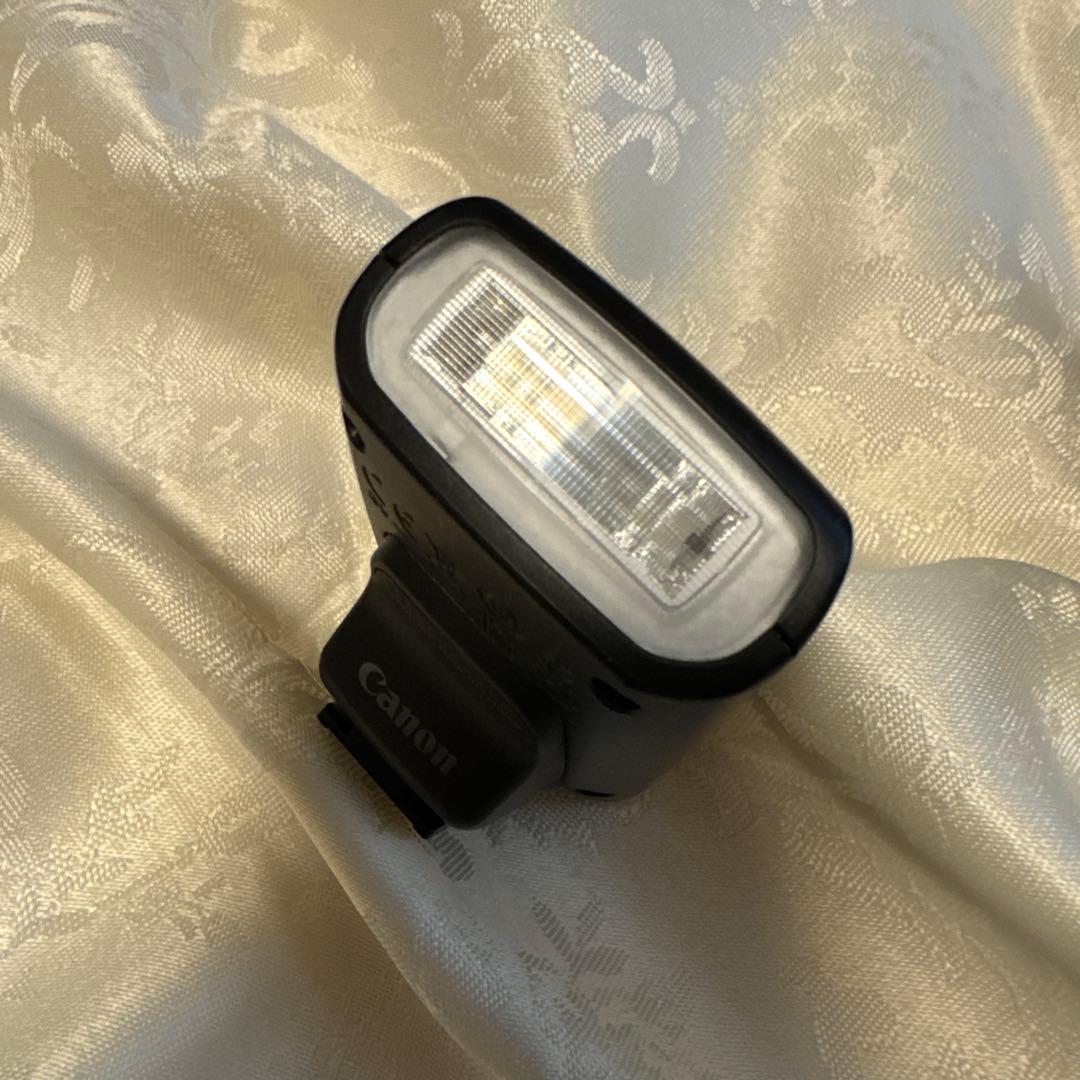 【極美品】Canon EOS M ダブルレンズキット　ベイブルー　おまけ付