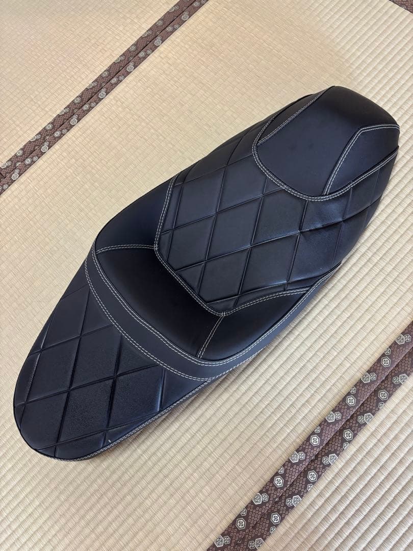 NOI WATDAN ホンダPCX ローダウン　弾付きシート　高反発ウレタン内蔵