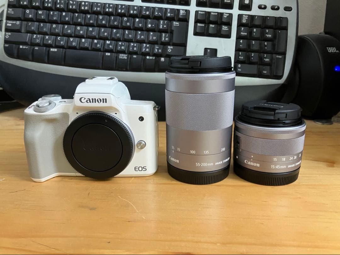 Canon EOS Kiss M EF−M15−45 EF-M 18-150m
