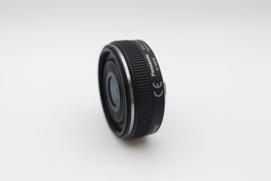 ☆美品【Panasonic】LUMIX G 14mm F2.5 H-H014