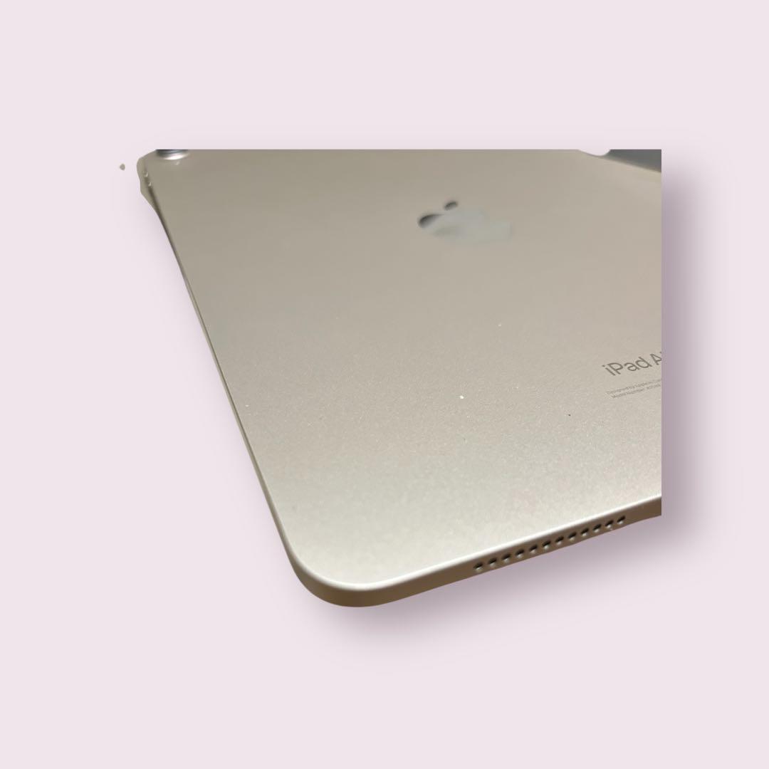 iPad Air 第5世代 M1 スターライト　64GB