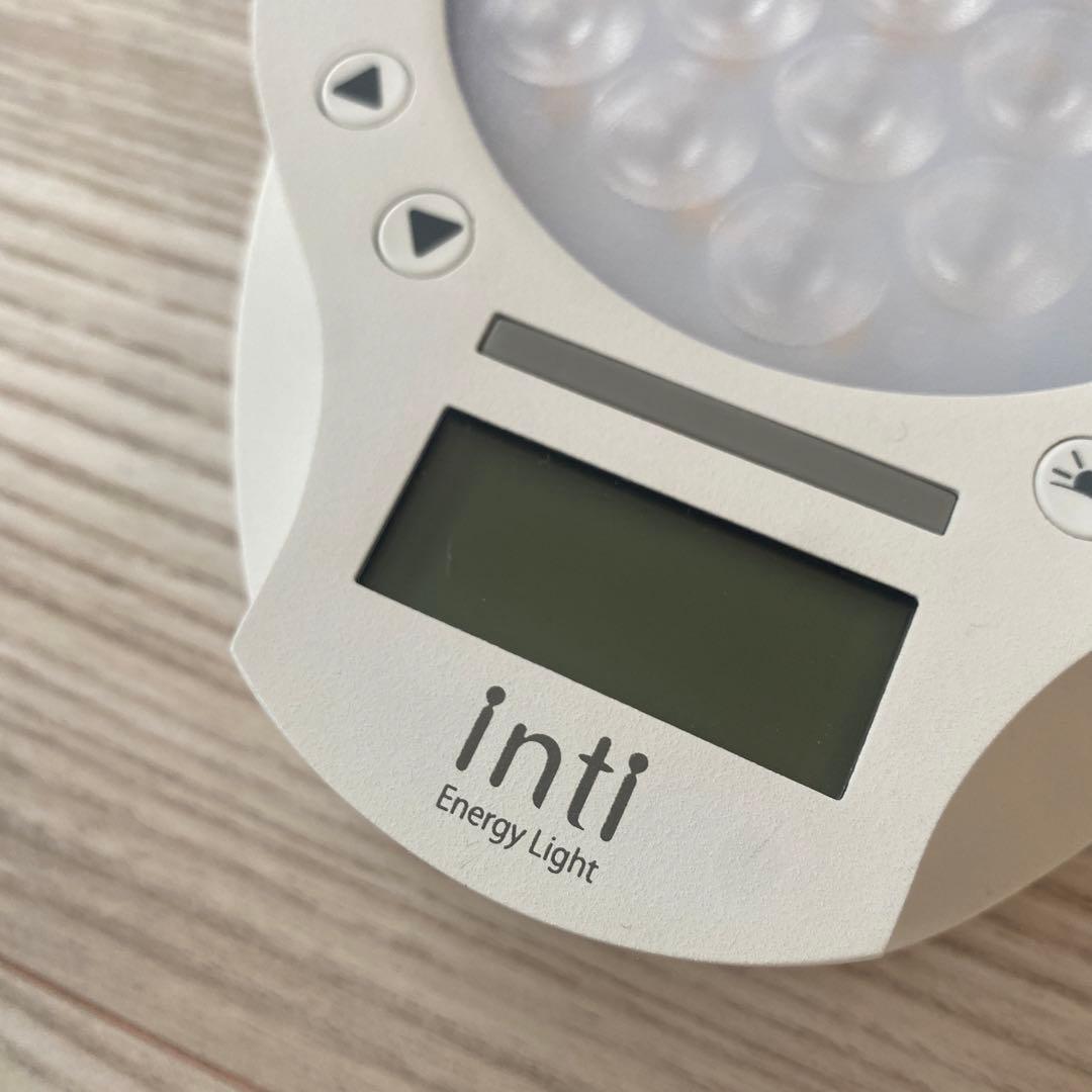 光で起きる目覚まし時計inti4s