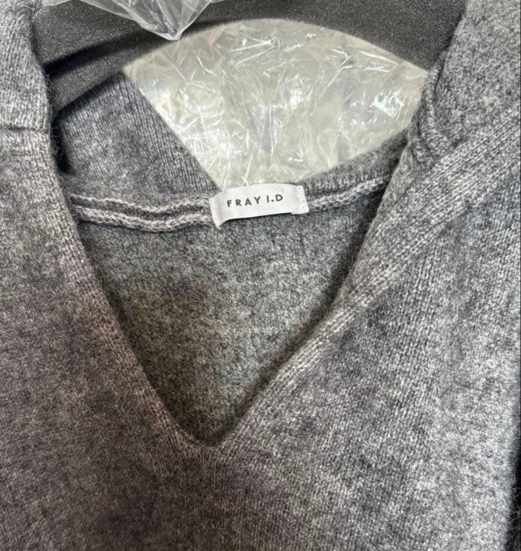 FRAY I.D フレイアイディー ショートニットフーディー GRY