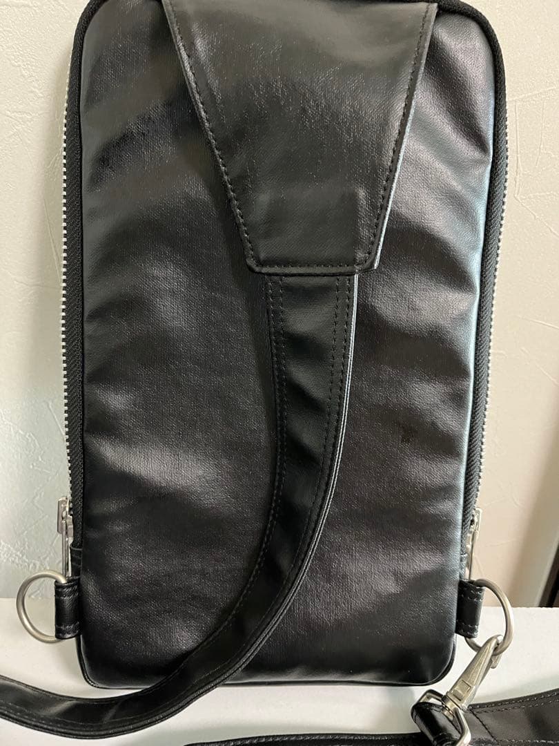 PORTER ブラックレザー ショルダーバッグ 現在庫無くなり次第廃盤確定