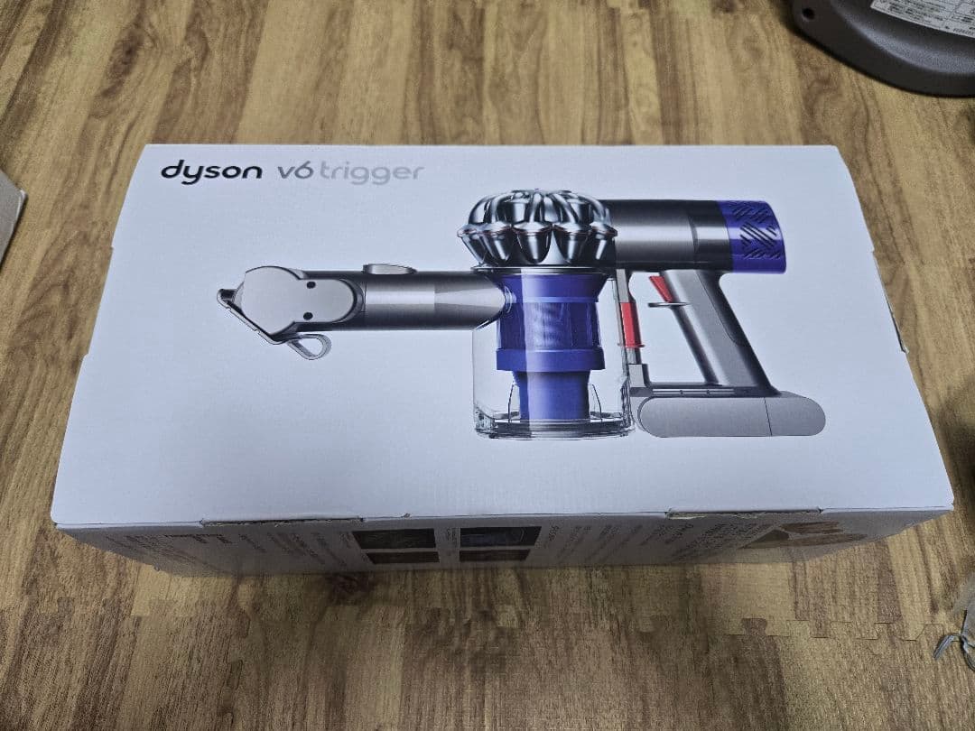 dyson v6 trigger HH08 ハンディ掃除機