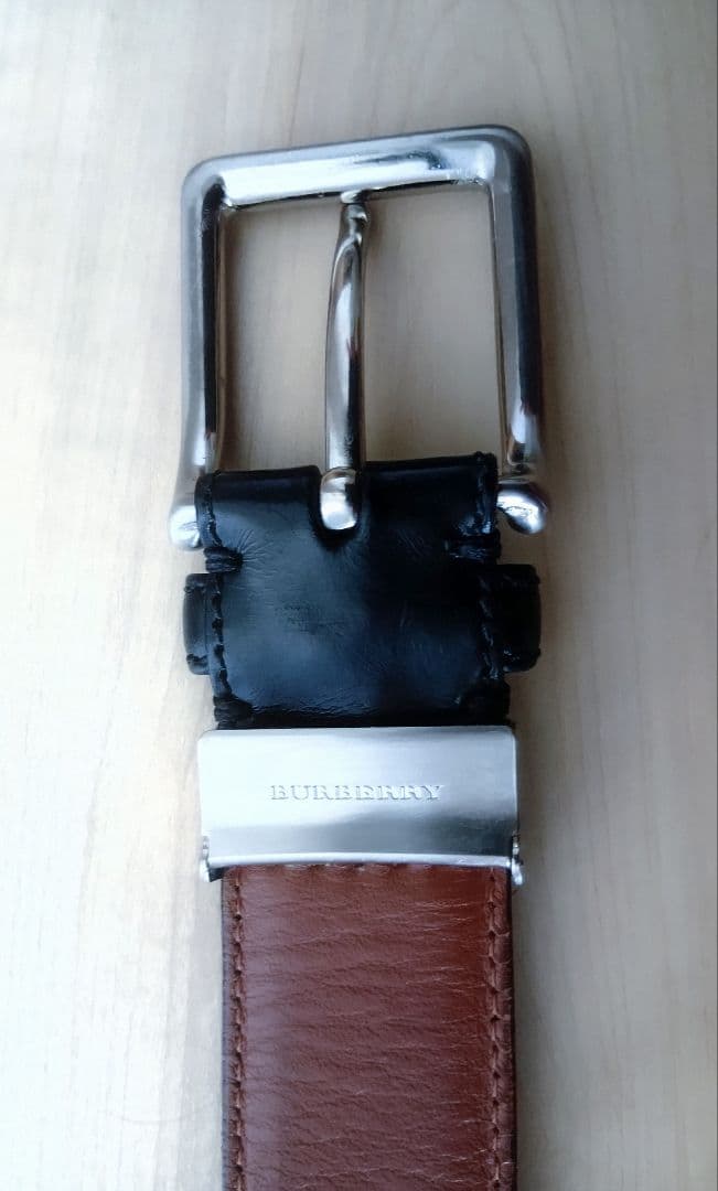 BURBERRY レザーベルト 黒