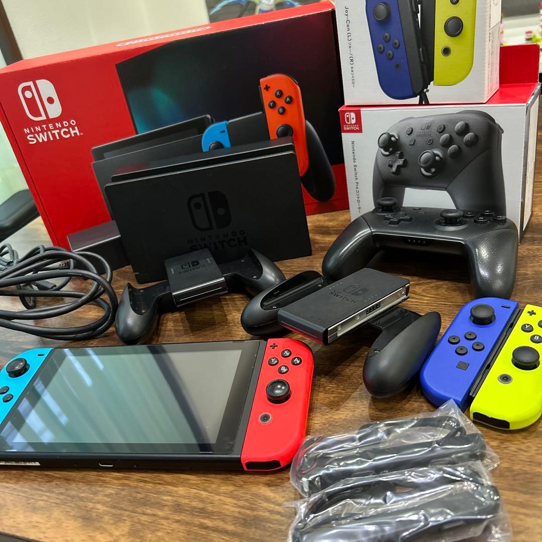 Nintendo Switch 本体 赤/青/黄/緑