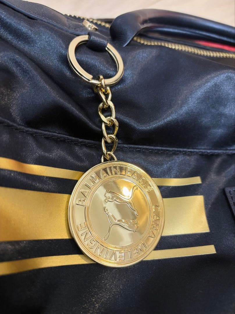 BALMAIN ボストンバッグ バレルバッグ　ショルダーストラップ　ドラムバッグ