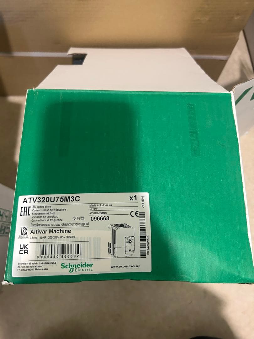 ATV320U75M3C インバーター