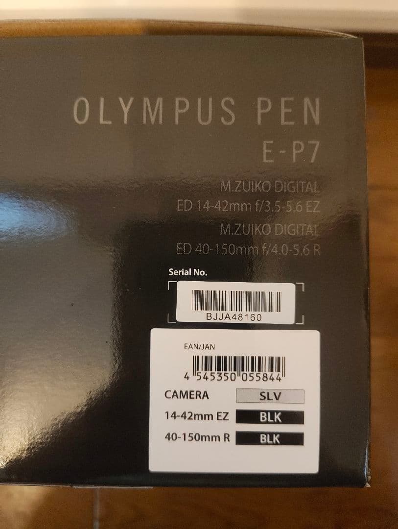 【新品未使用】OLYMPUS PEN E-P7 本体 + レンズ2本