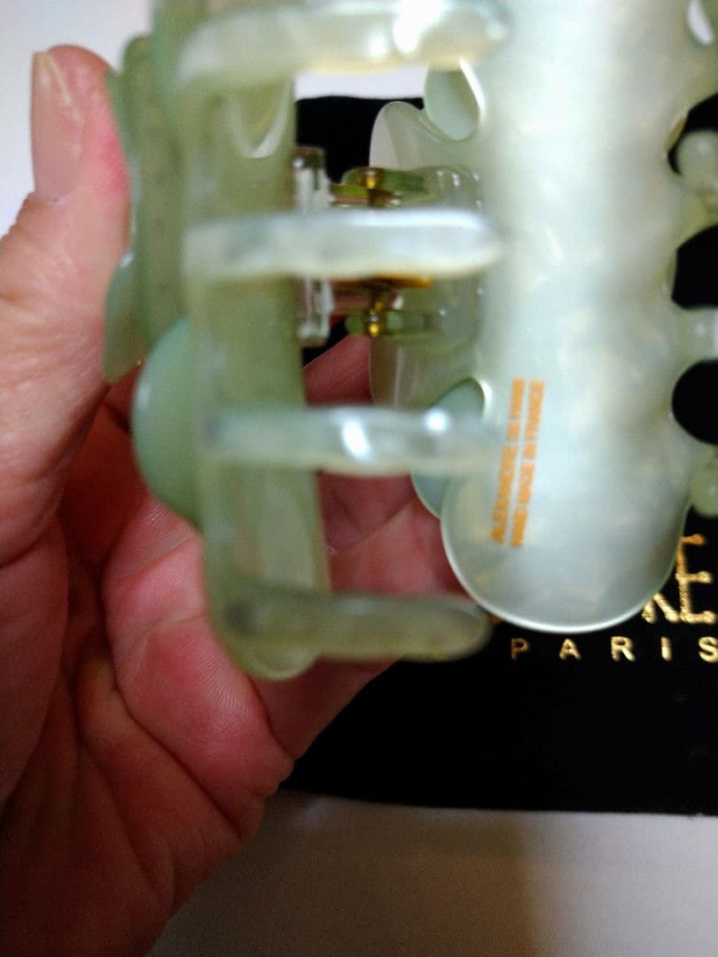 アレクサンドルドゥパリカメリアクリップ　グリーン