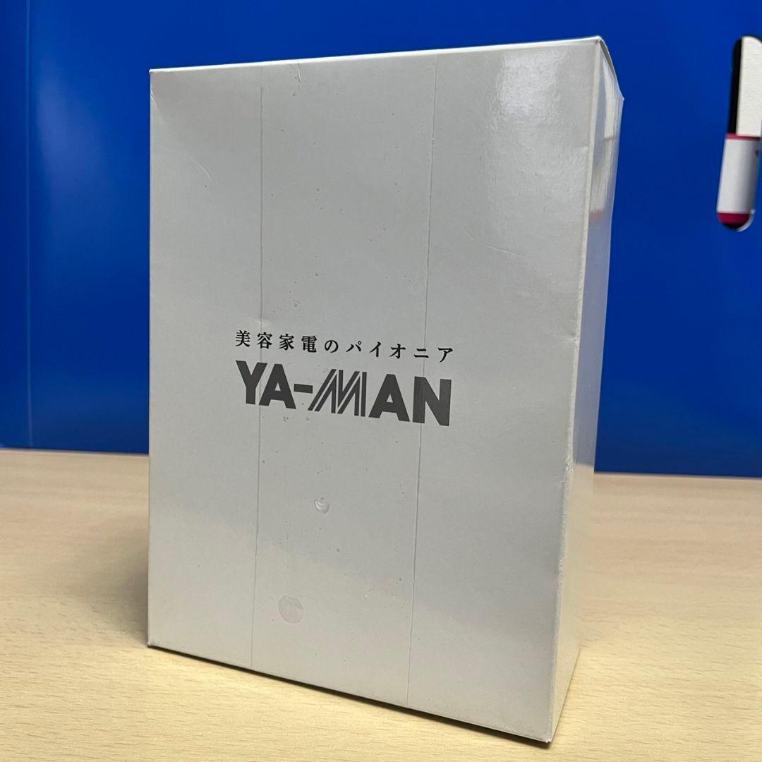 『新品未使用品』プラチナホワイトRF YA-MAN 美顔器 HRF-1