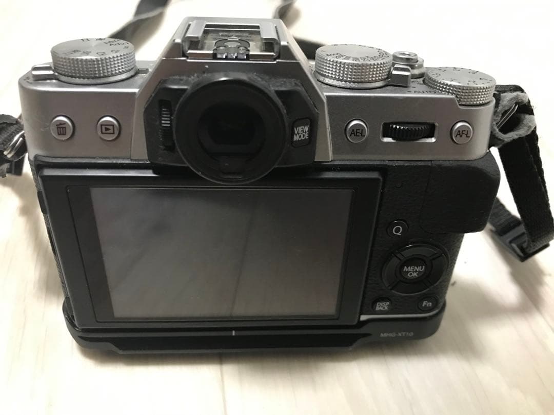 FUJIFILM【X-T10】ミラーレス一眼レフカメラ レンズキット