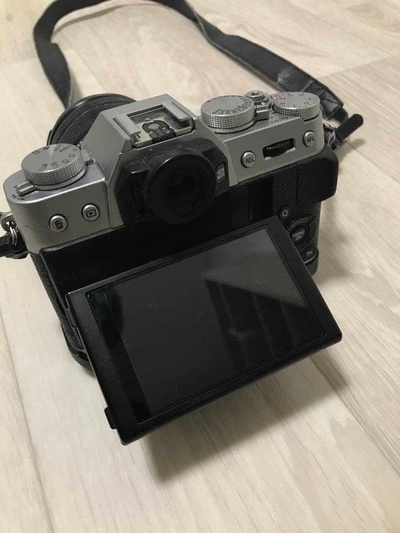 FUJIFILM【X-T10】ミラーレス一眼レフカメラ レンズキット