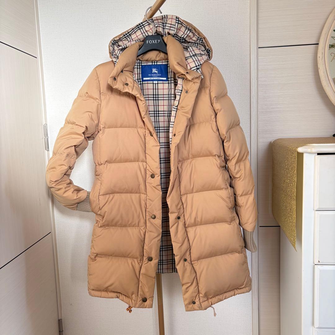キ*ン様 BURBERRYブルーレーベルダウンジャケットノバチェックベージュフー