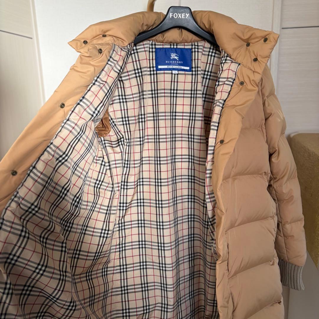 キ*ン様 BURBERRYブルーレーベルダウンジャケットノバチェックベージュフー