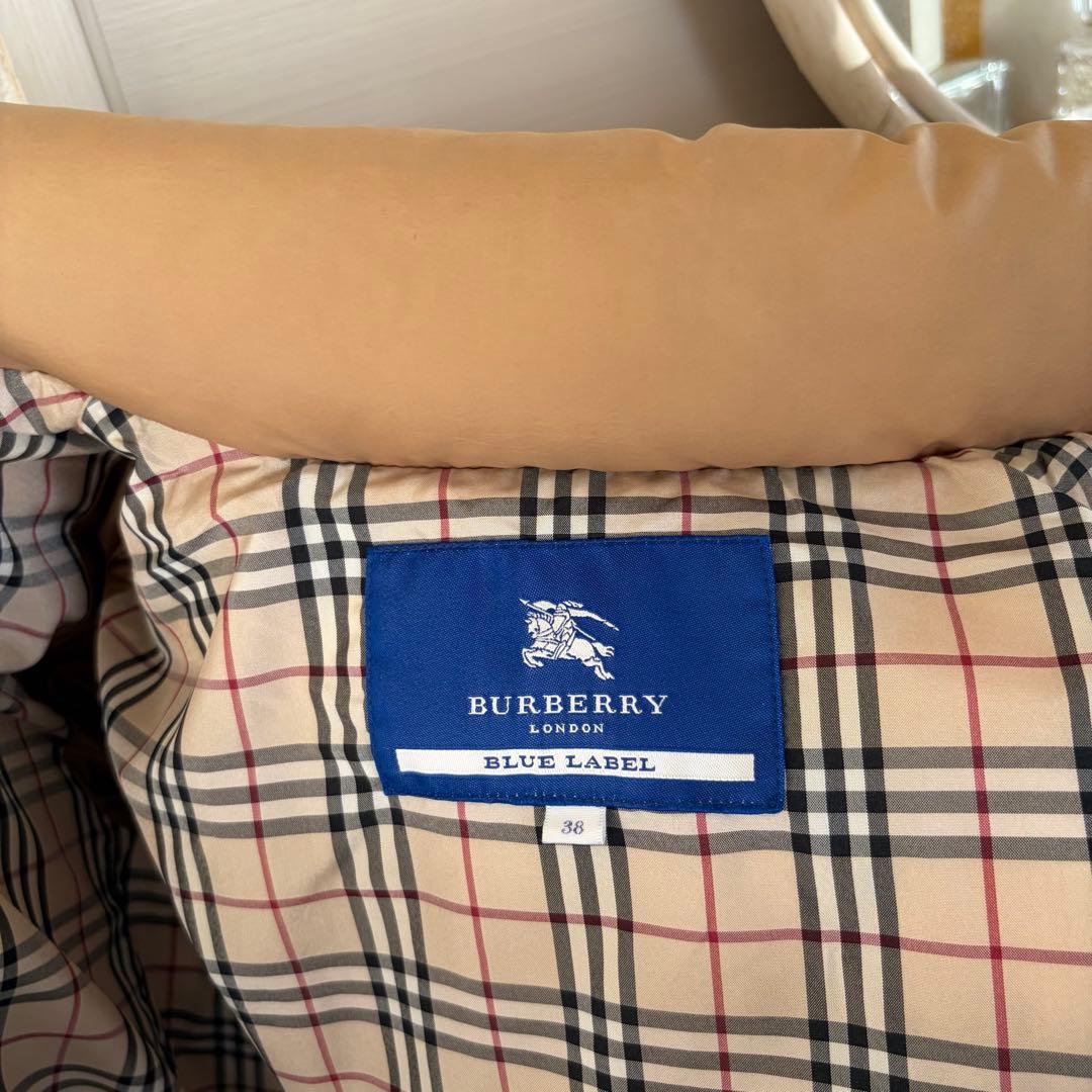 キ*ン様 BURBERRYブルーレーベルダウンジャケットノバチェックベージュフー