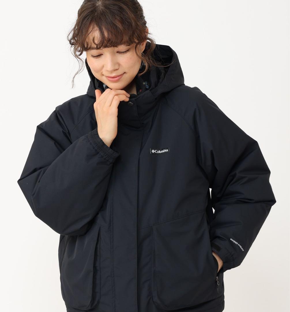 Columbia フード付き ブラックダウンジャケット