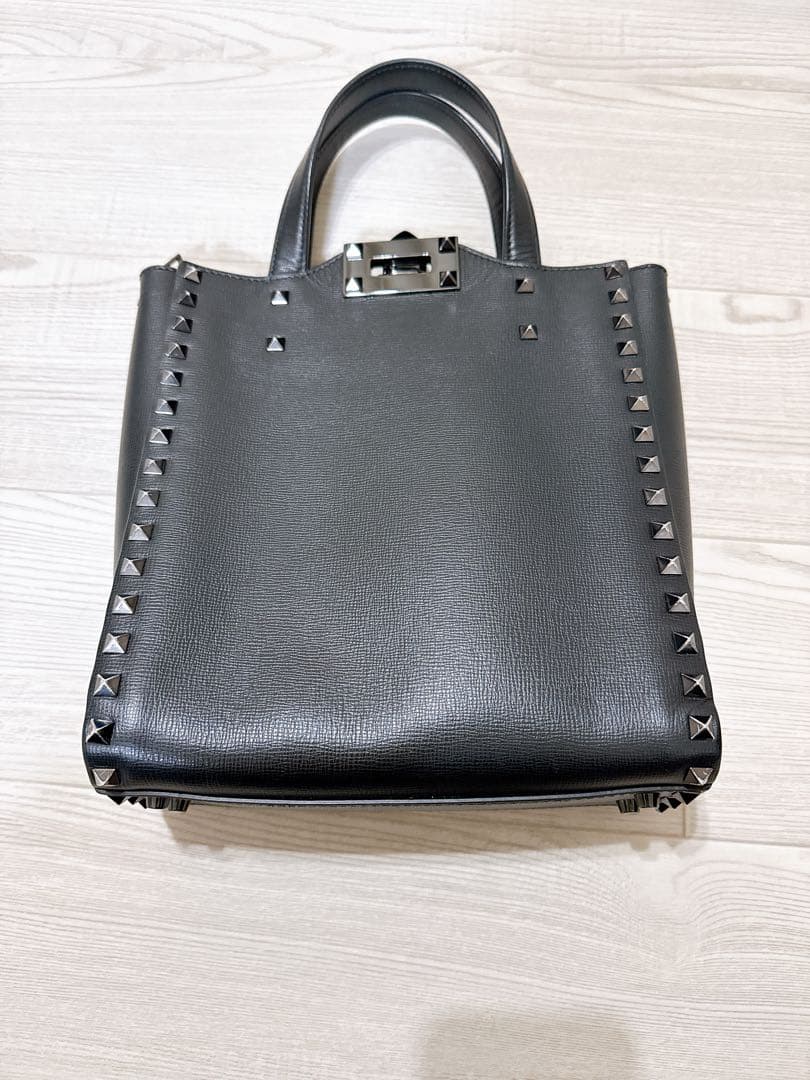 VALENTINO GARAVANI ブラック　ミニトートバッグ