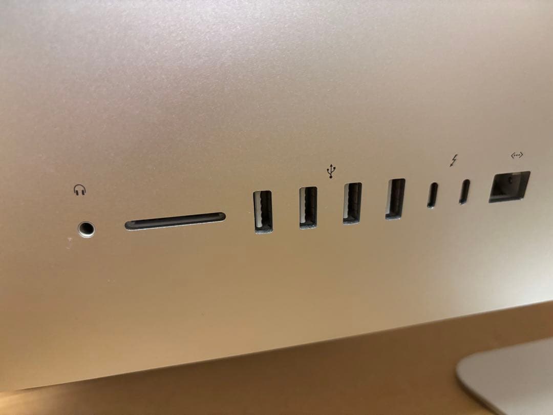 iMac2019 27インチ メモリ16GB、SSD256GB