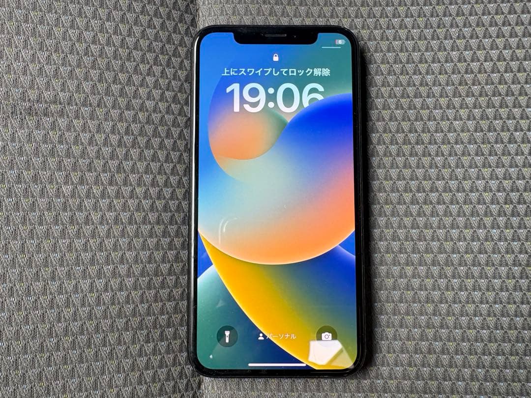 iPhoneX 256GB スペースグレイ　バッテリー残量83%
