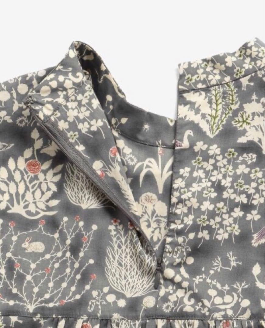 値下げNIMES リバティプリントフリル切替ブラウス　 ゆったりサイズ