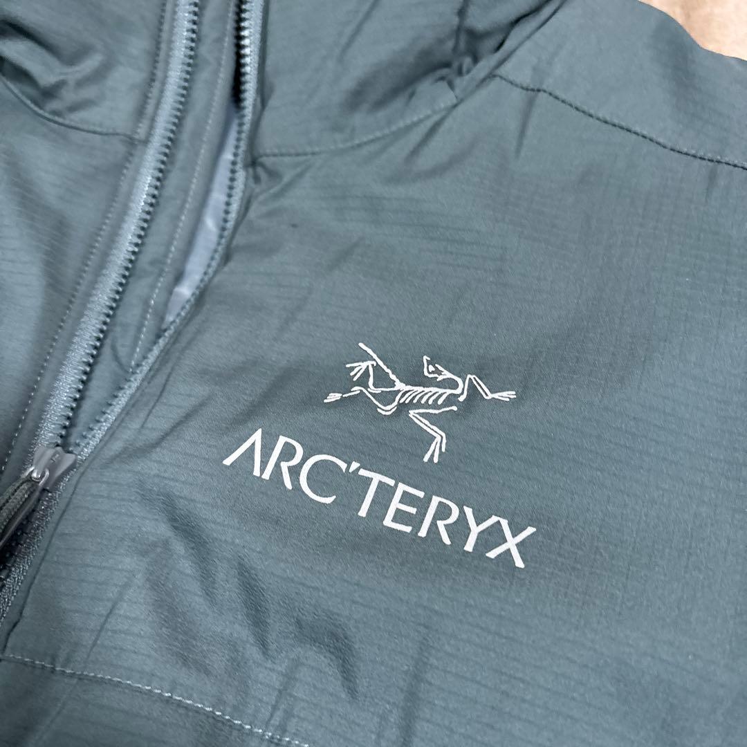 ARC'TERYX グレー マウンテンパーカー