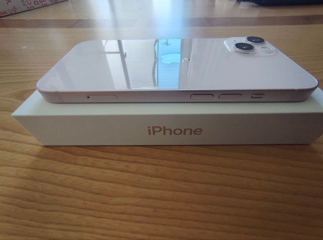 iPhone13 128GB Apple純正バッテリー残量100％リフレッシュ品