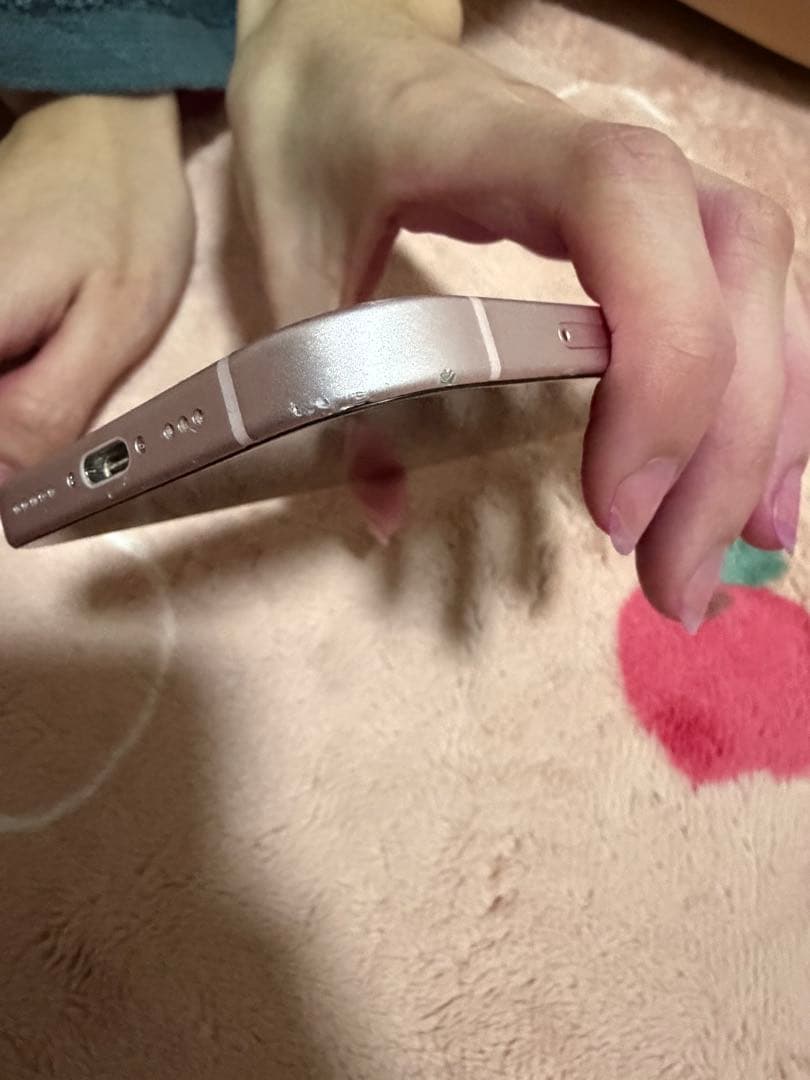 iPhone15 ピンク 128GB カメラシャッター音無