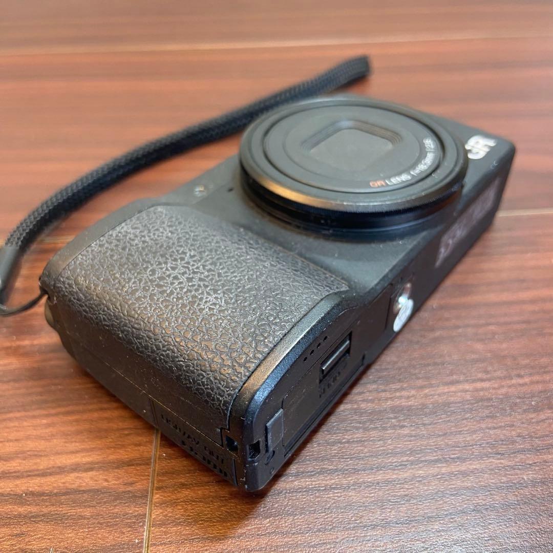 RICOH GR デジカメ ほぼ新品 4938