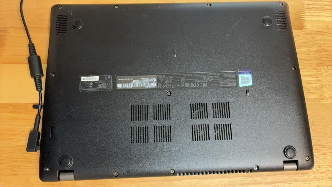 高性能☆Acer P258 i５-7200U メモリ8GB SSD256GB