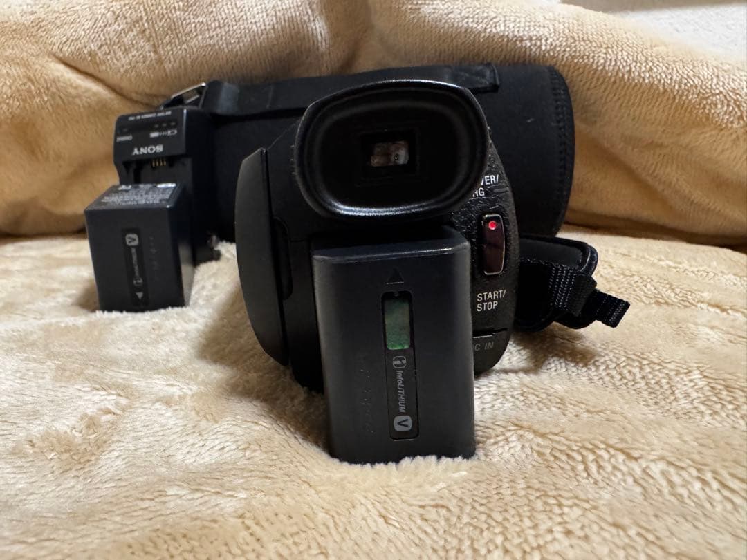 美品 SONY 4Kハンディカム FDR-AX55 バッテリー2個・ハードケース