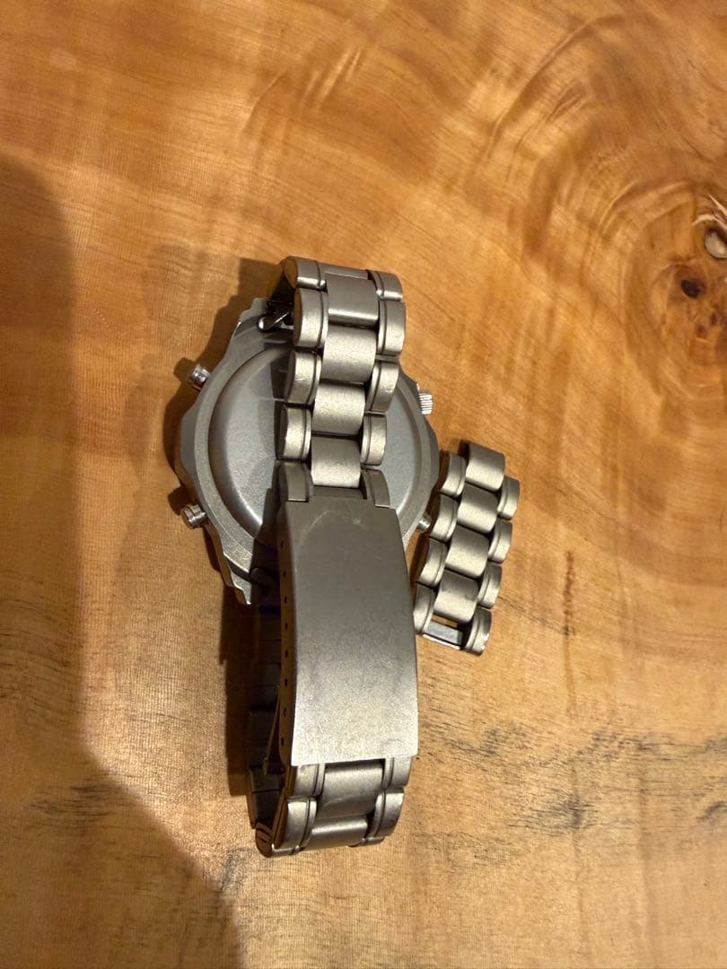 シチズン　デジアナ　クロノグラフ　チタン