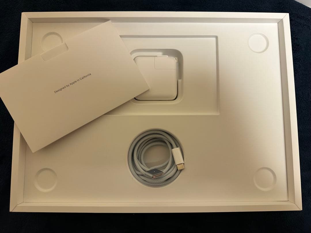 Apple MacBook Air M4 256G 訳あり