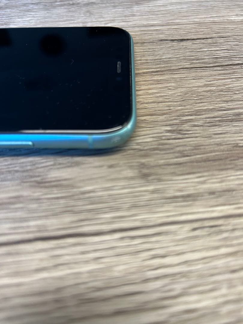 iPhone11 本体　バッテリー　89%