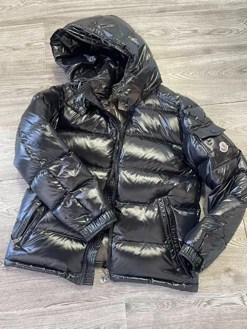 MONCLER 《人気》フード付きダウンジャケット サイズ3 ブラック