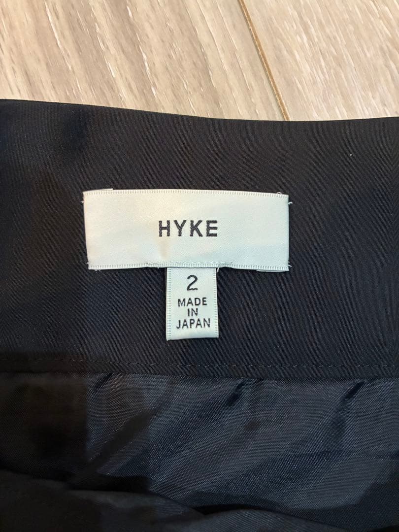 HYKE ブラック プリーツスカート サイズ2