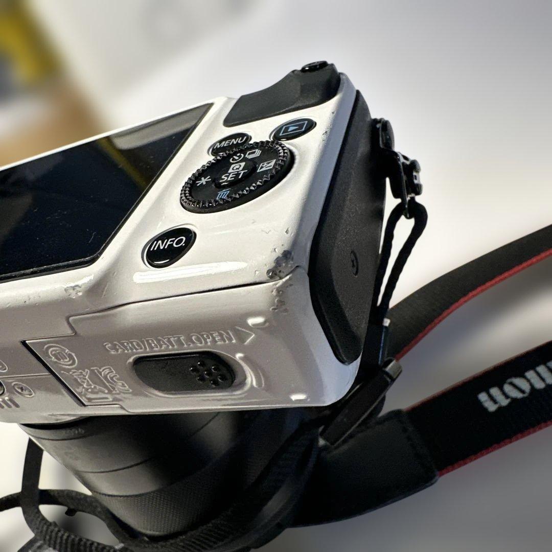 CANON EOS M ミラーレス レンズセットDS126391 キャリーケース