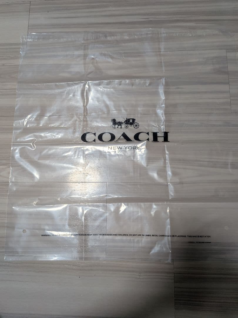 2/4までの特価！新品未使用2way 恐竜ハンドバックバッグプラ袋布袋付