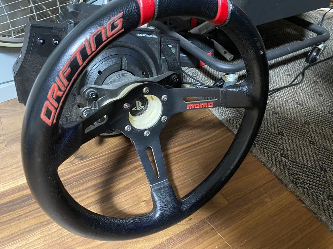 MOMO DRIFTING ステアリング 本体 33φ